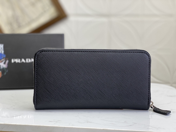 プラダ財布コピー背面デザイン